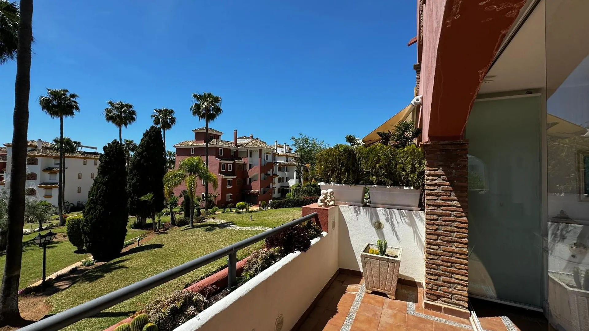 Los Infantados Golden Mile - Eaw Homes Marbella 0*,  Španělsko